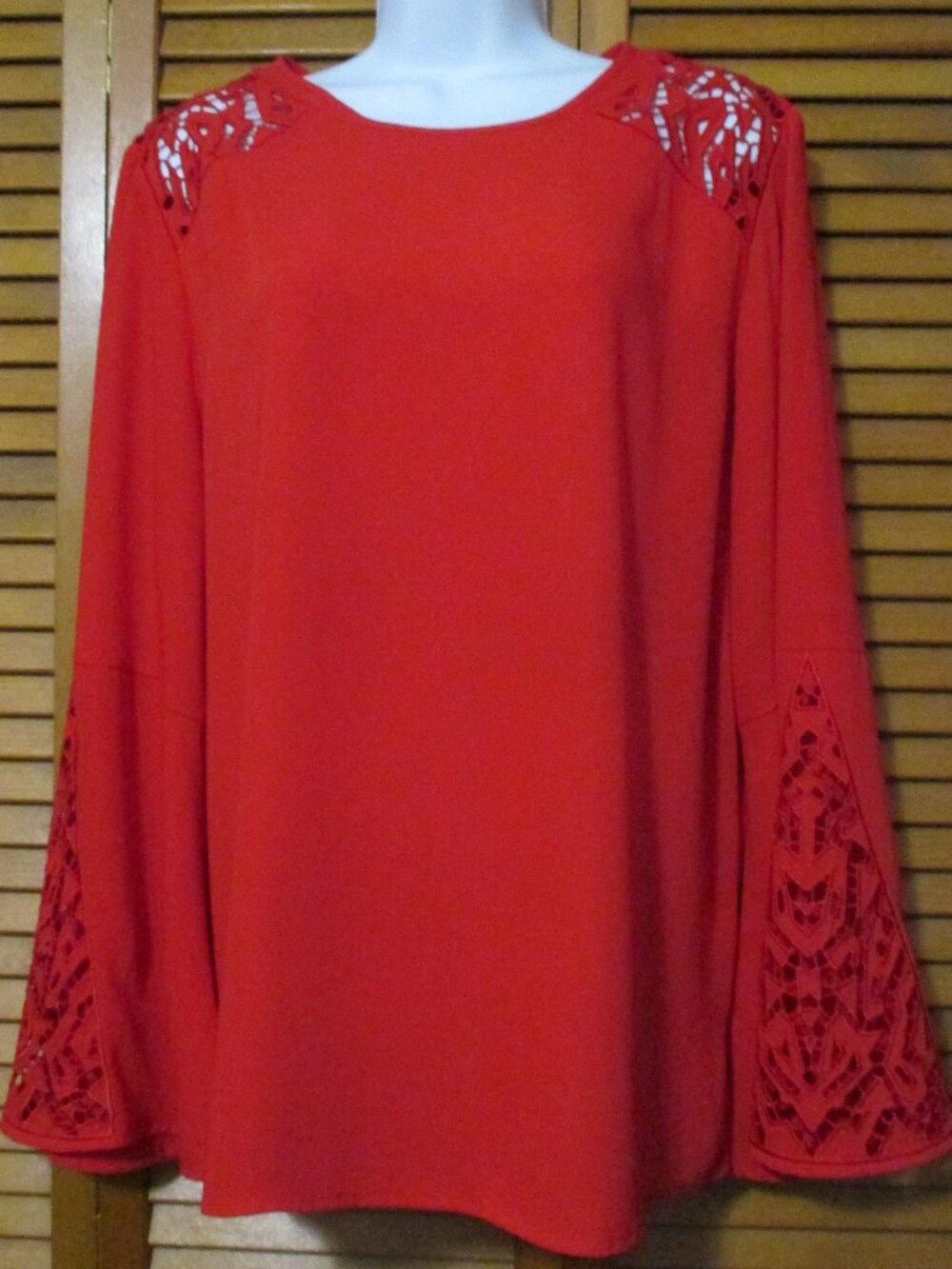 Chico's top beautiful red bell sleeve cutout lace feminine like new size L (2)